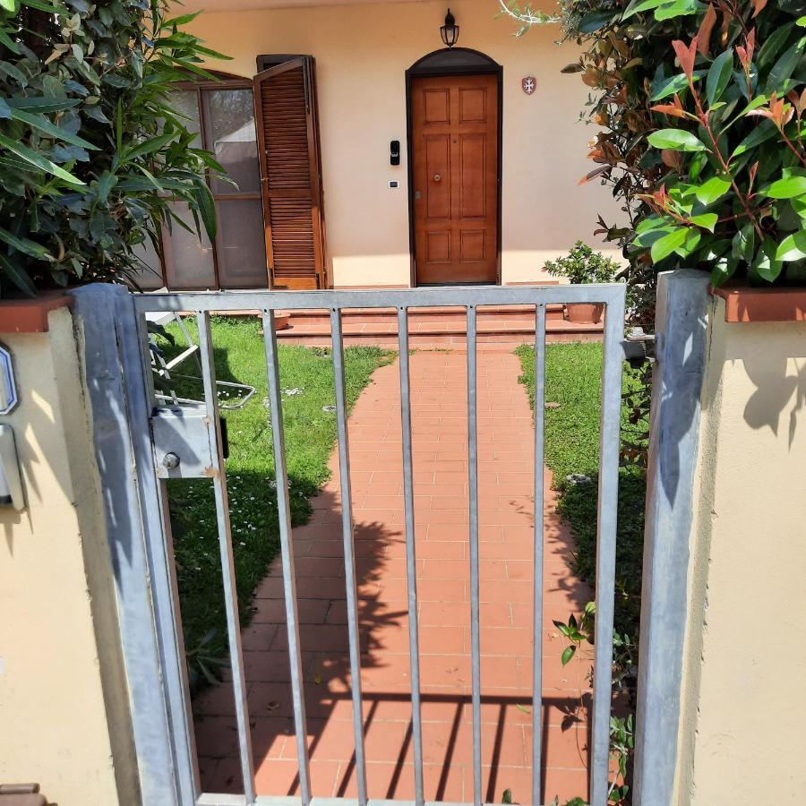 La Casa Di Sandra Pugnano Exterior photo